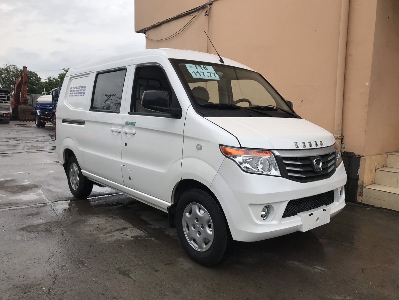 xe van kenbo 5 cho 2020
