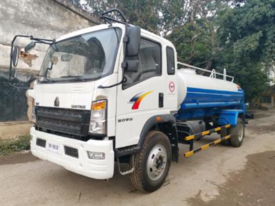 Xe xi téc rửa đường tưới cây HOWO TMT 8 khối